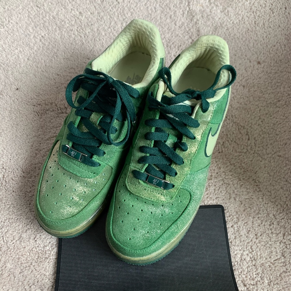 Nike Air Force 1 Premium Limited Edition